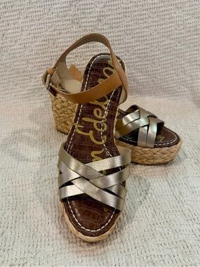 Sam Edelman Metallic Gold Wedge Sandals with Tan Ankle Strap 8.5